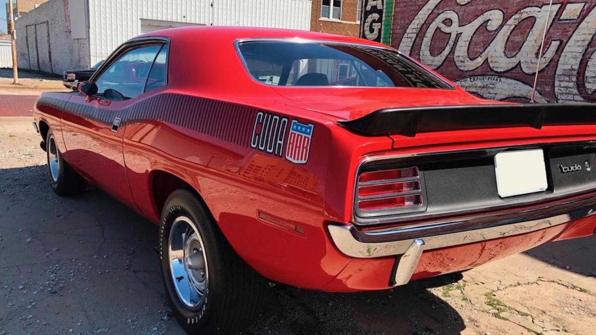 The 1970 Plymouth Aar Cuda is being auctioned off | modifiedrides.net