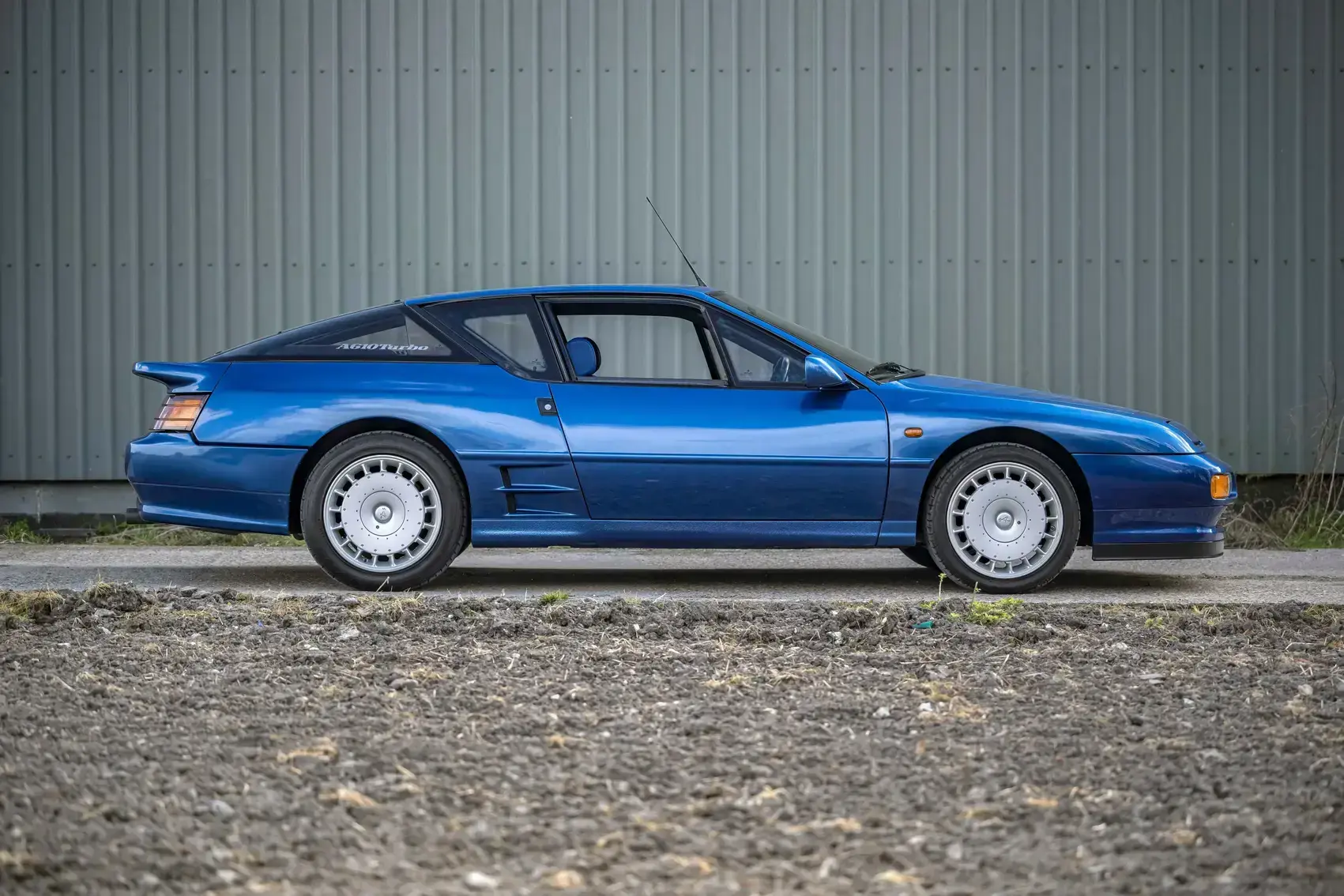 1992 renault alpine a610 rhd auction 17 1