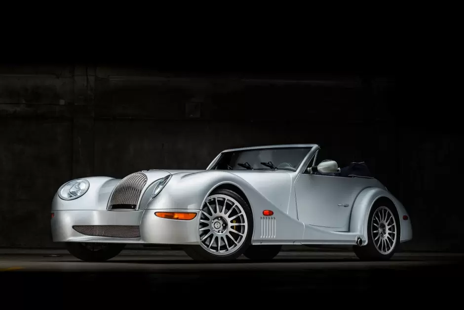 2005 morgan aero 8 16206894487a81fe3f57bfc505 10 2021 morgan aero 8 lead 1