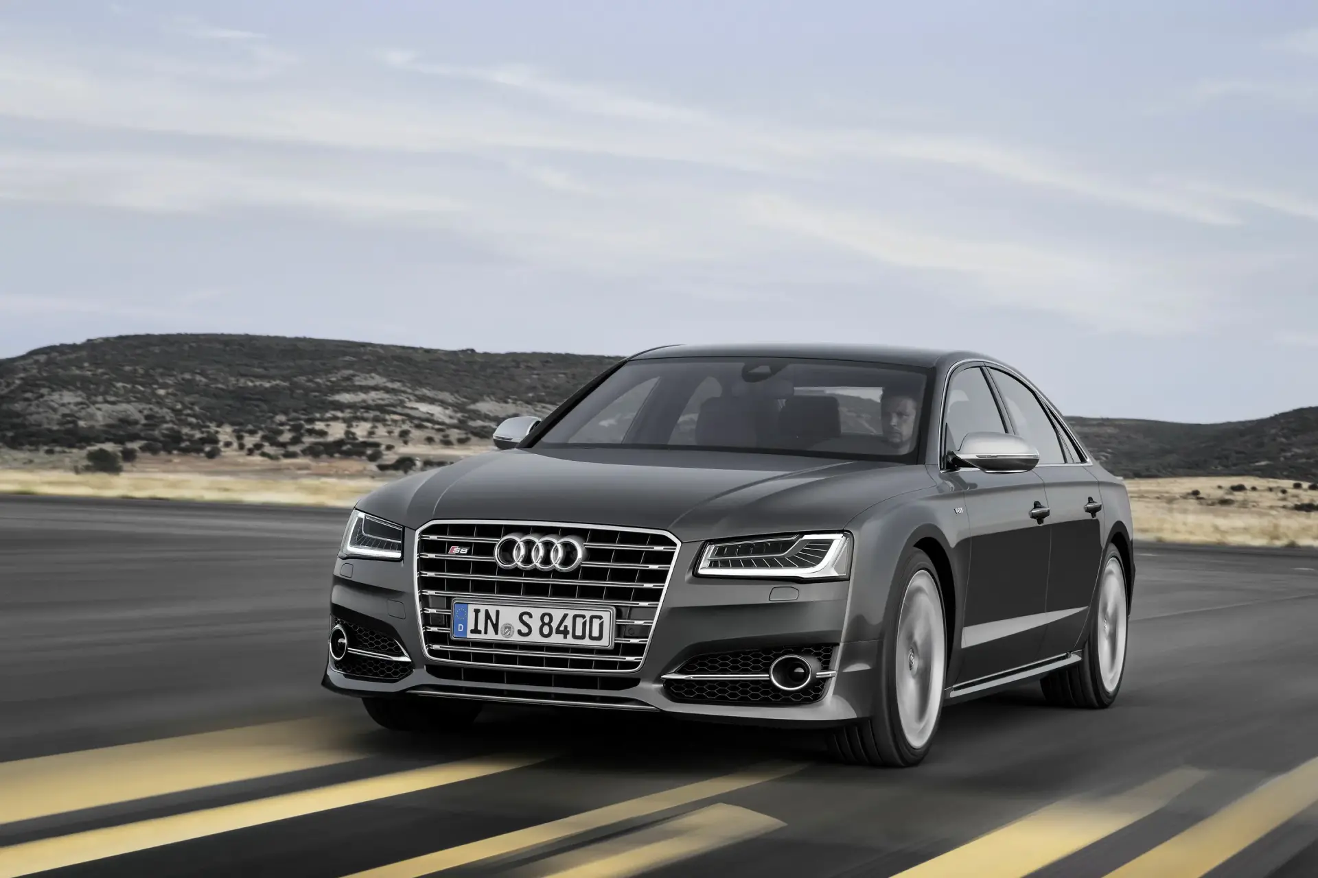 2013 audi s8