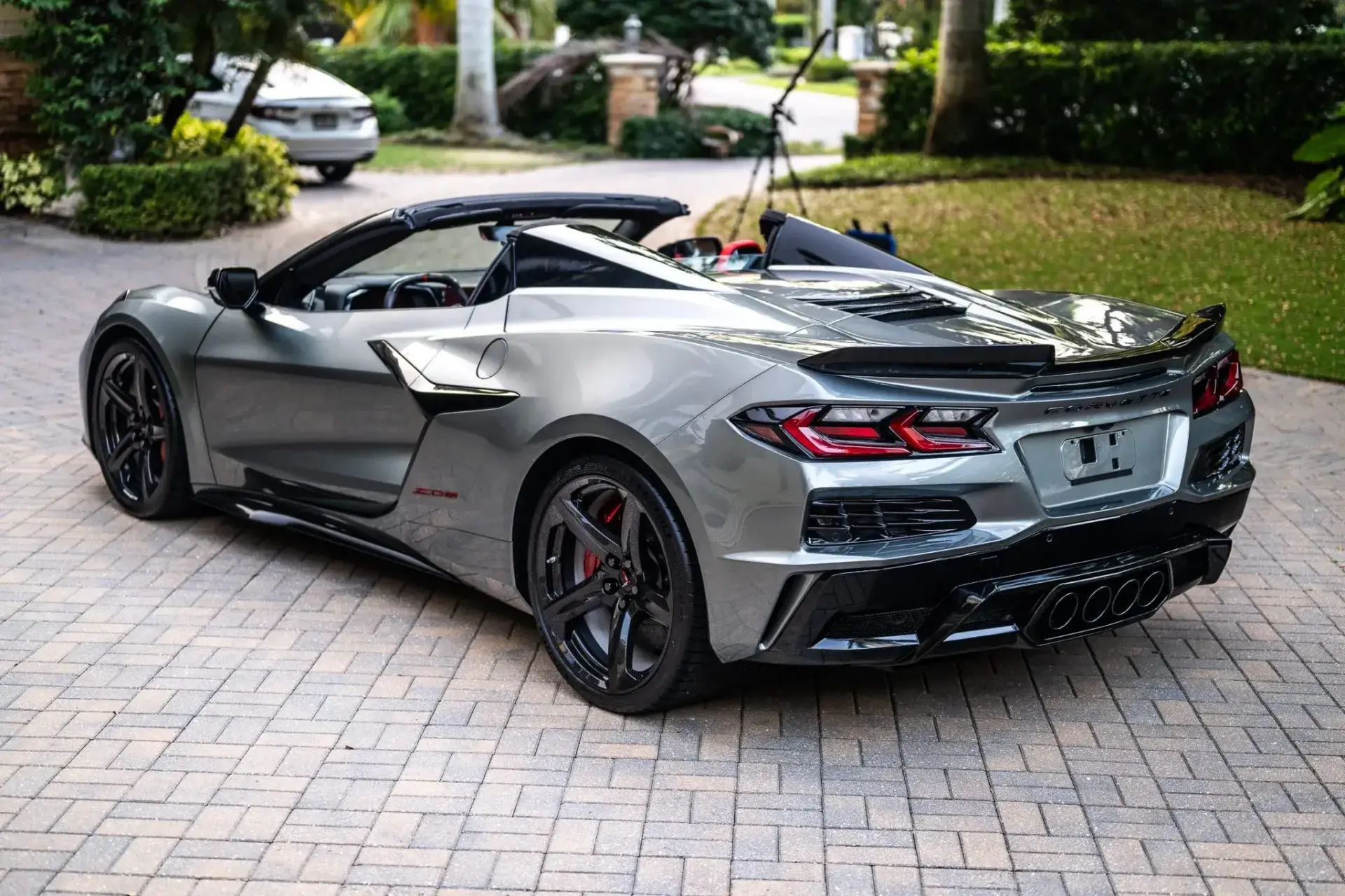 2023 chevrolet corvette z06 convertible 3lz up for auction on bring a trailer 6 1