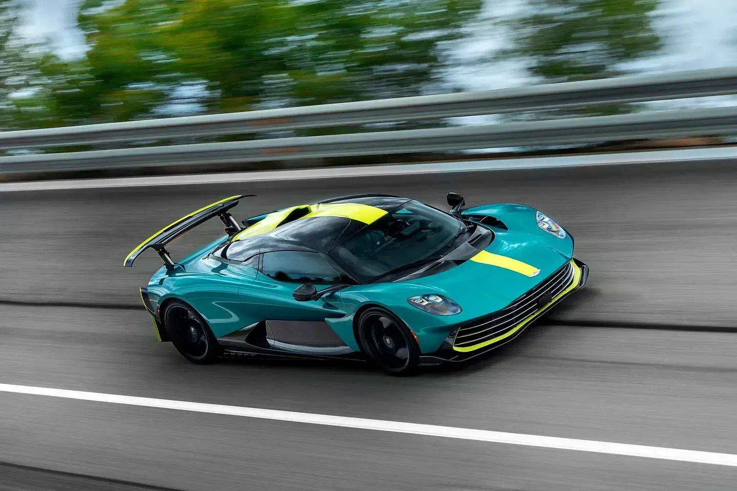 Aston martin valhalla final testing production 9 1