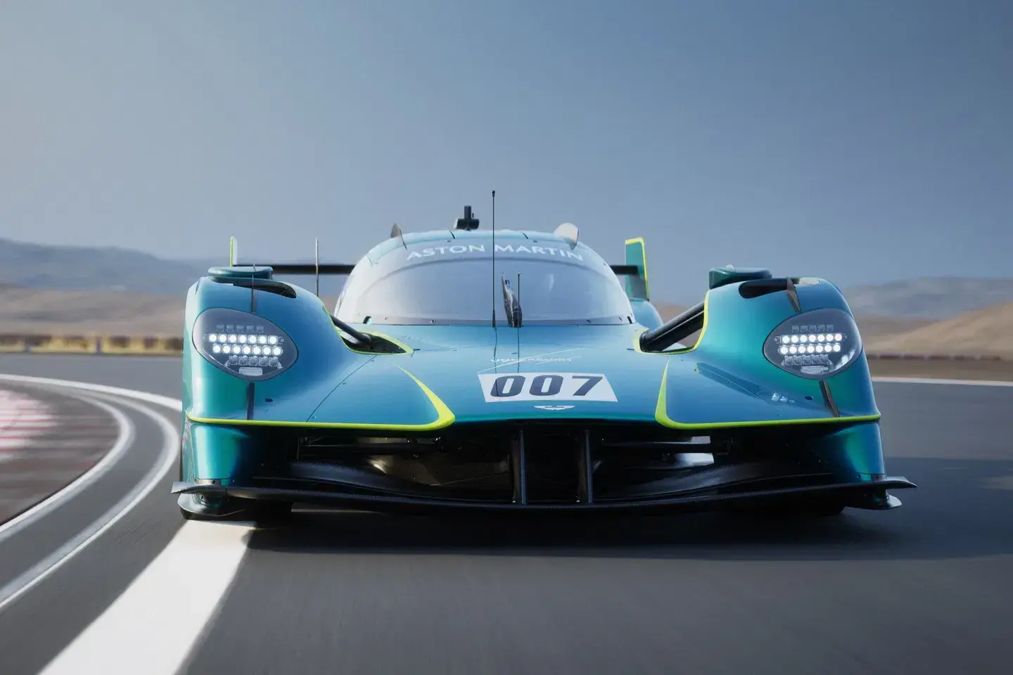 Aston martin valkyrie lm track only hypercar 9 1