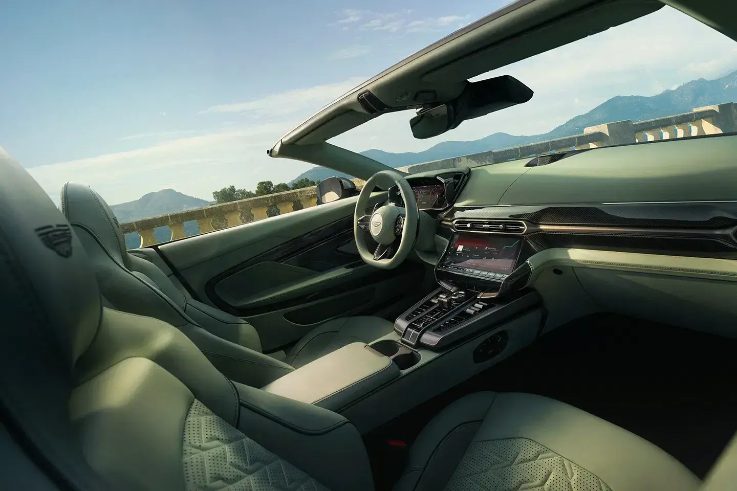 Aston martin vanquish volante v12 convertible 3 1