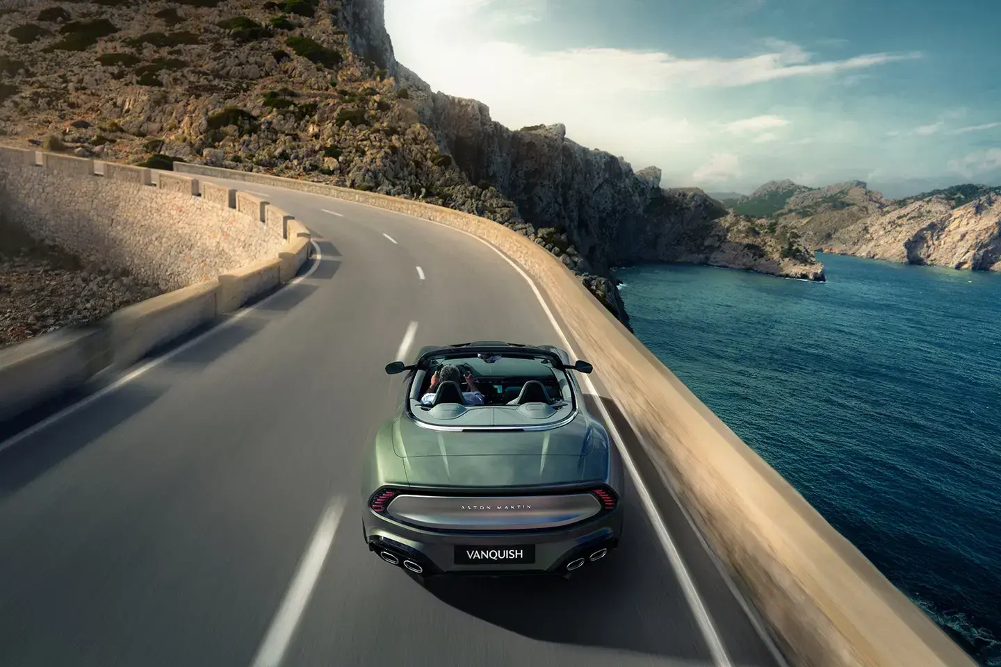 Aston martin vanquish volante v12 convertible 8 1