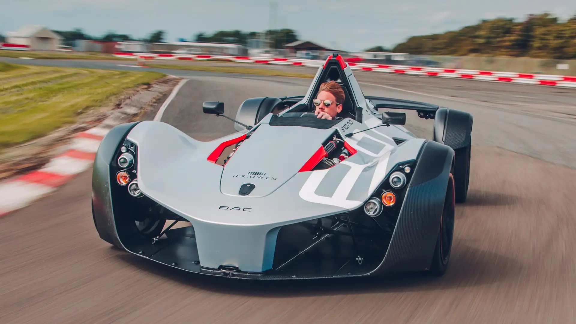 BAC Mono single-seater carbon fiber track car
