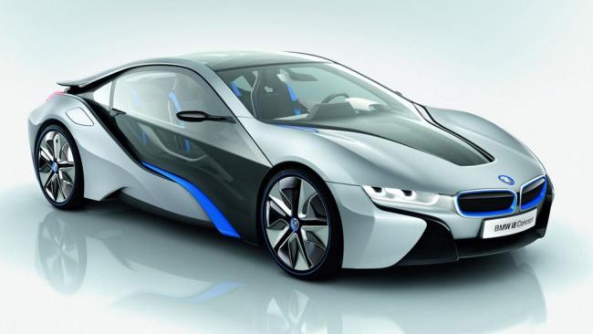 BMW i8 concept does 78 mpg and accelerates from 0 to 60 mph in less than five seconds
