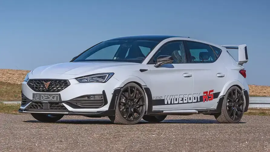JE Design Cupra Leon Widebody RS – Aggressive Hot Hatch