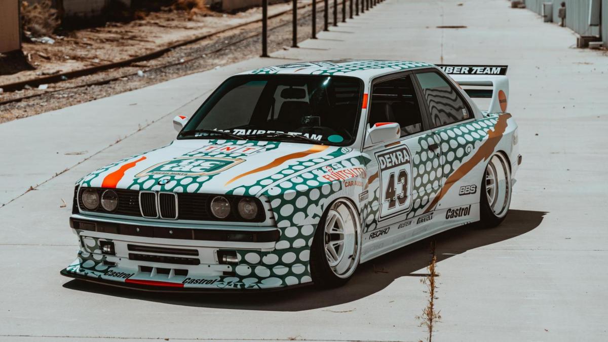 Check out this BMW 800bhp E30 in DTM livery | modifiedrides.net