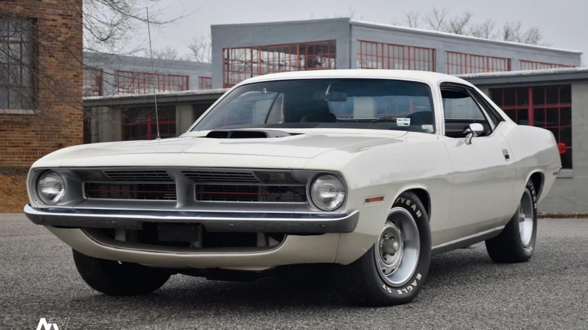 For sale is the first 1970 Plymouth Barracuda Hemi | modifiedrides.net