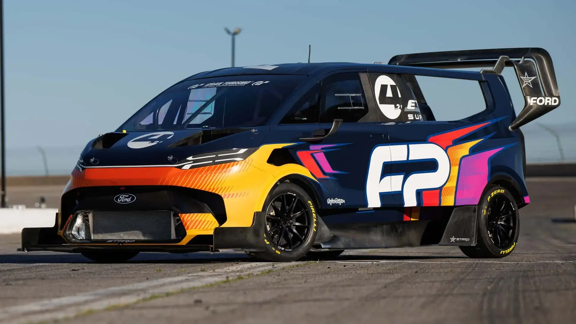 Ford supervan 4 2