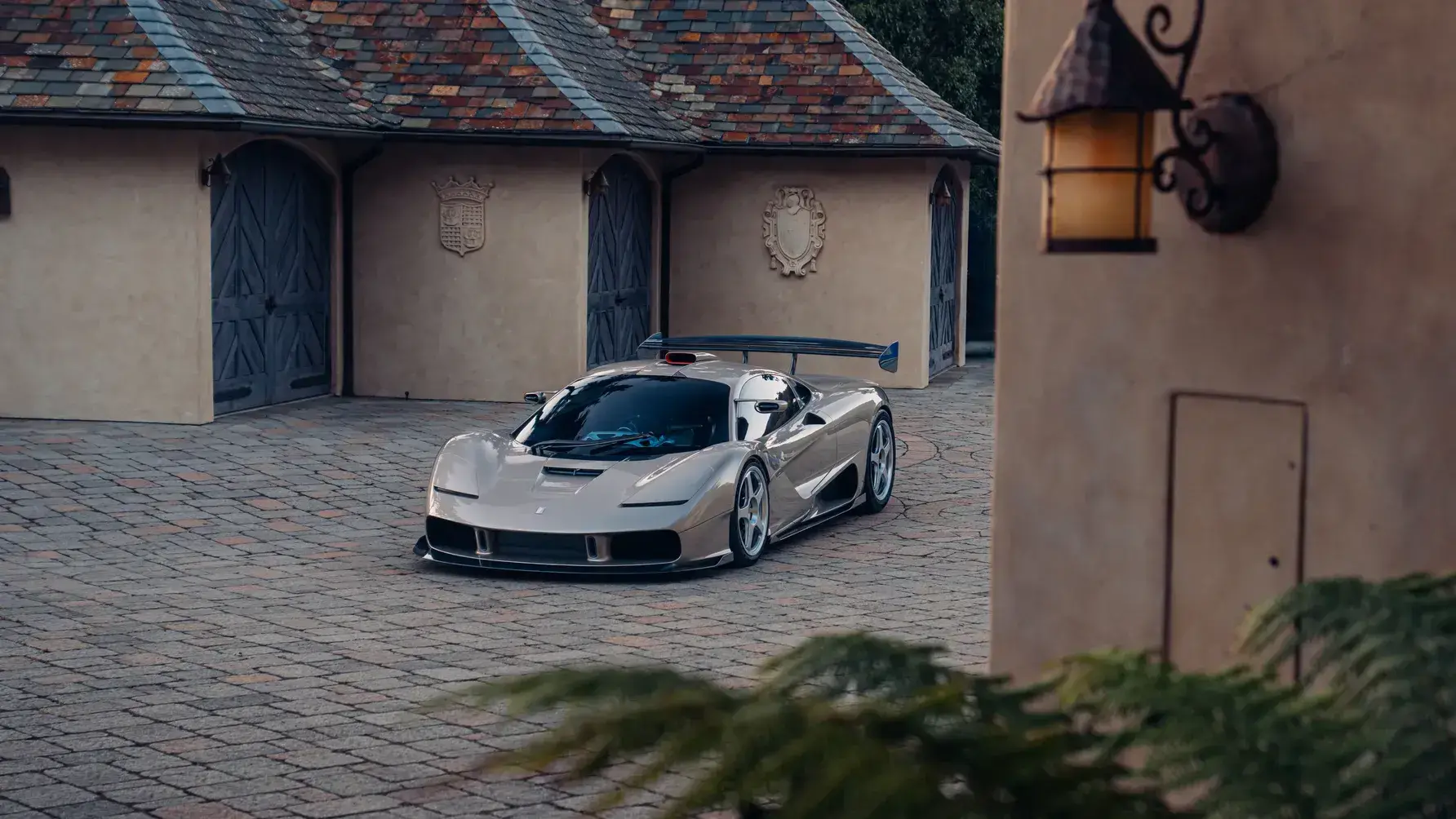 Gordon Murray S1 LM – Road-Legal V12 Tribute