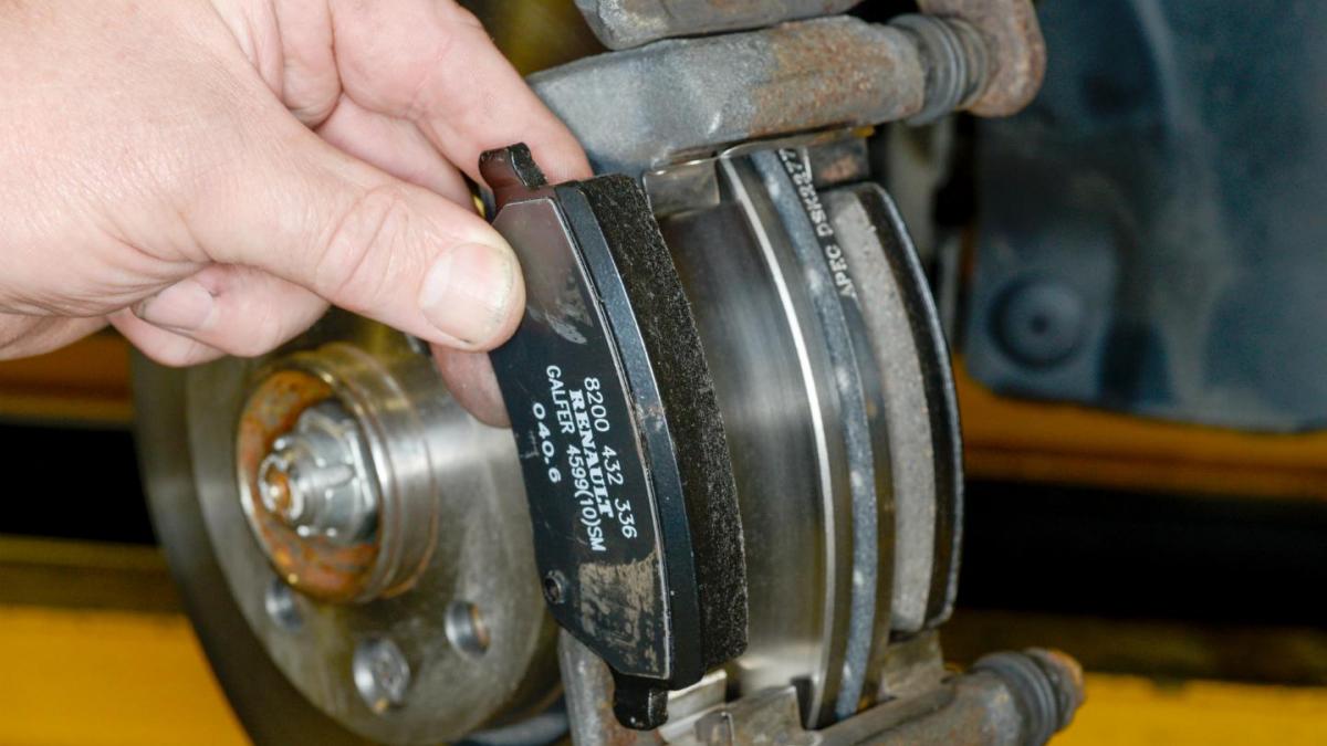 How to Replace Your Brake Pads and Discs