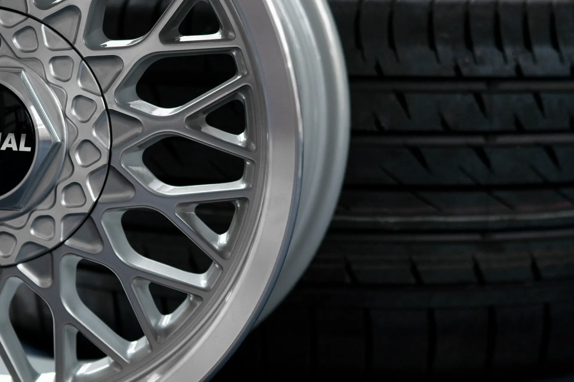 alloy wheels with new tyres
