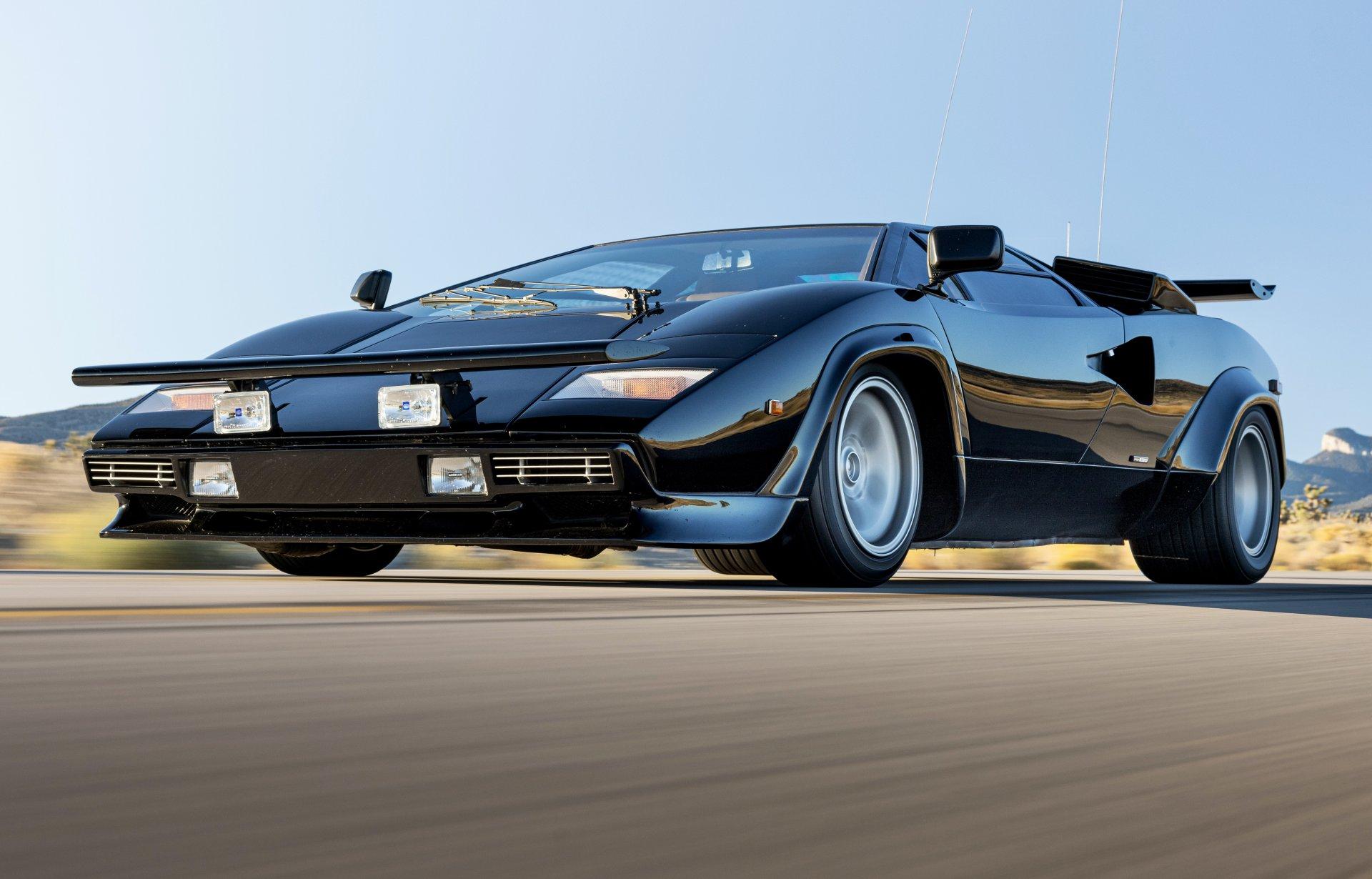 Lamborghini countach from the cannonball run movie hagerty drivers foundation photos 100827785 h