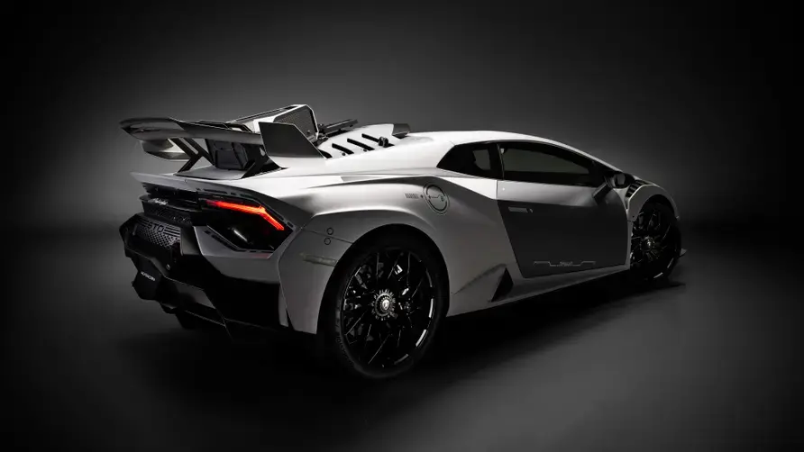 Lamborghini huracan sto the time chaser 1111005