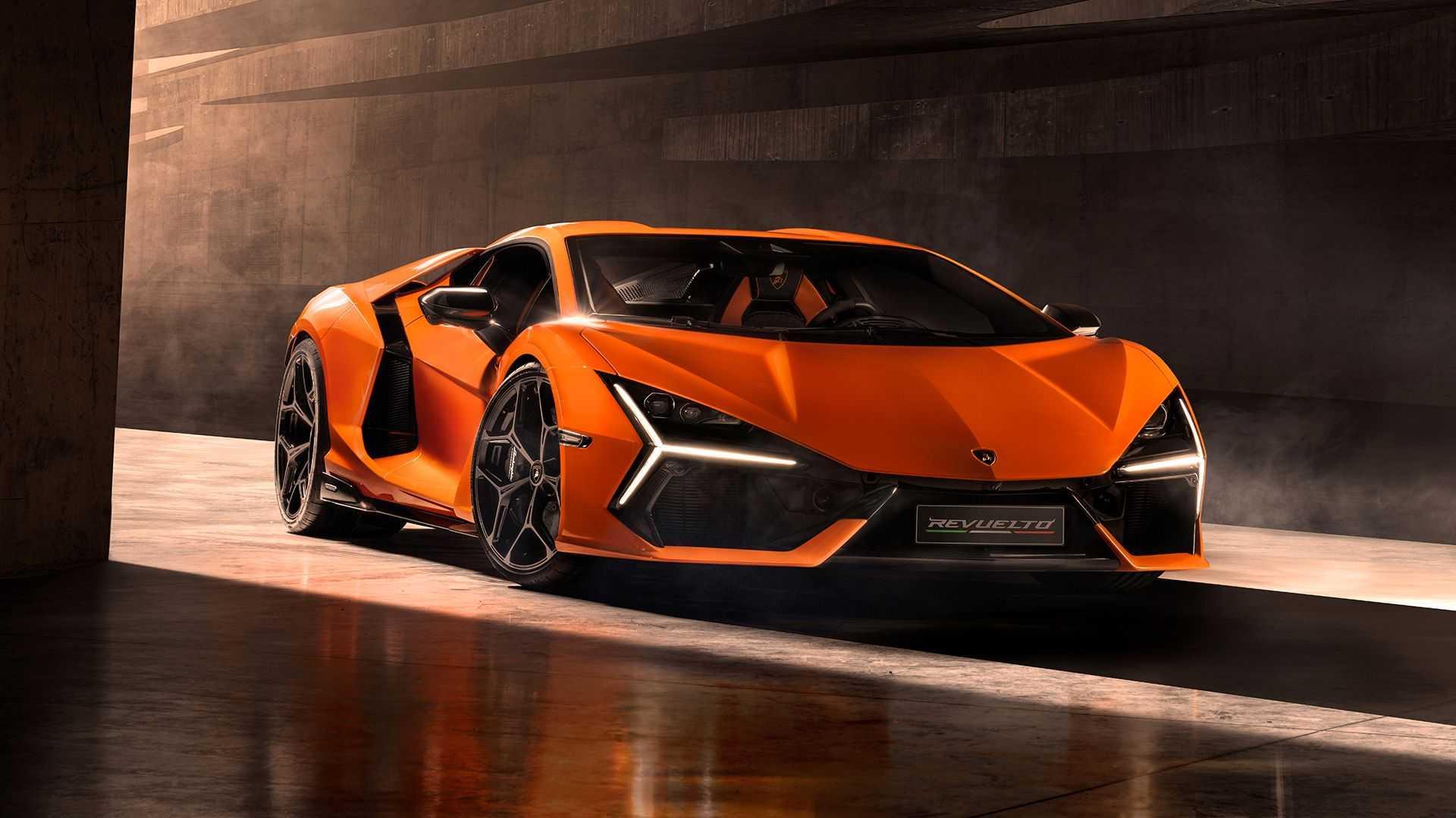 Lamborghini revuelto 100879517 h