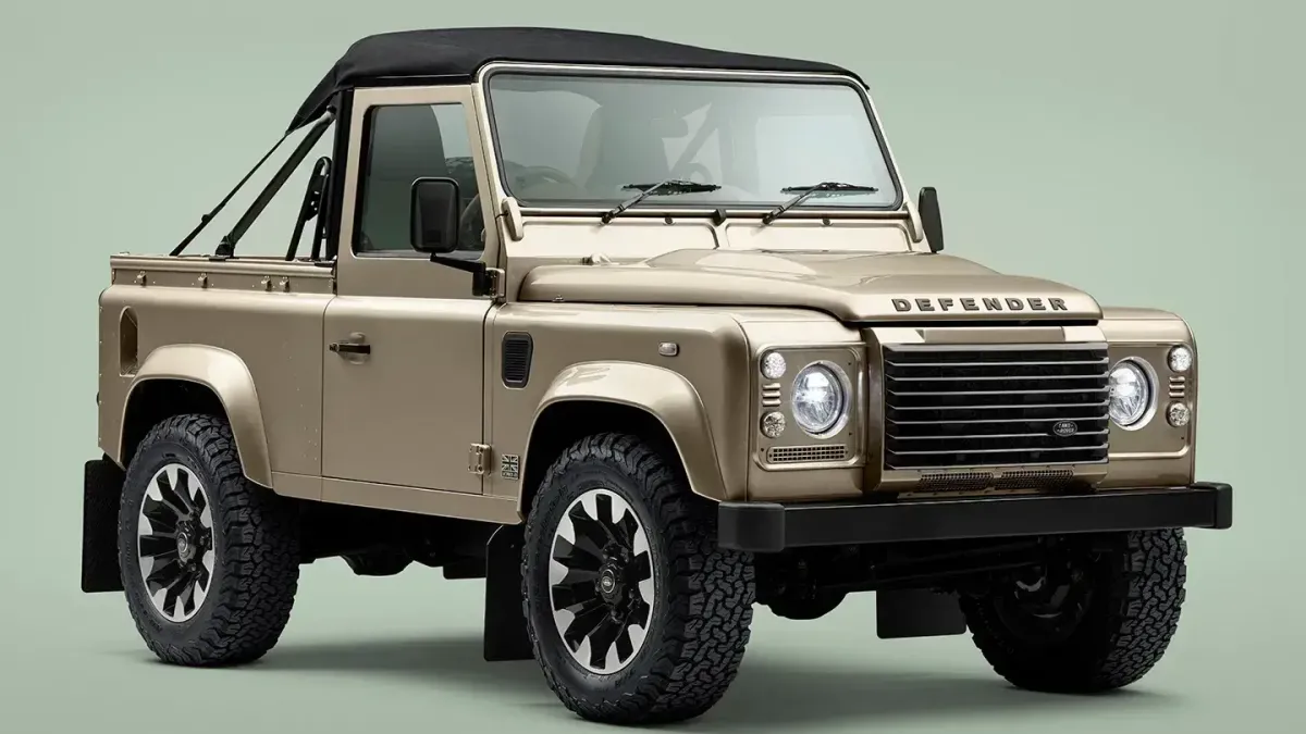 Land Rover Defender V8 Soft Top Returns
