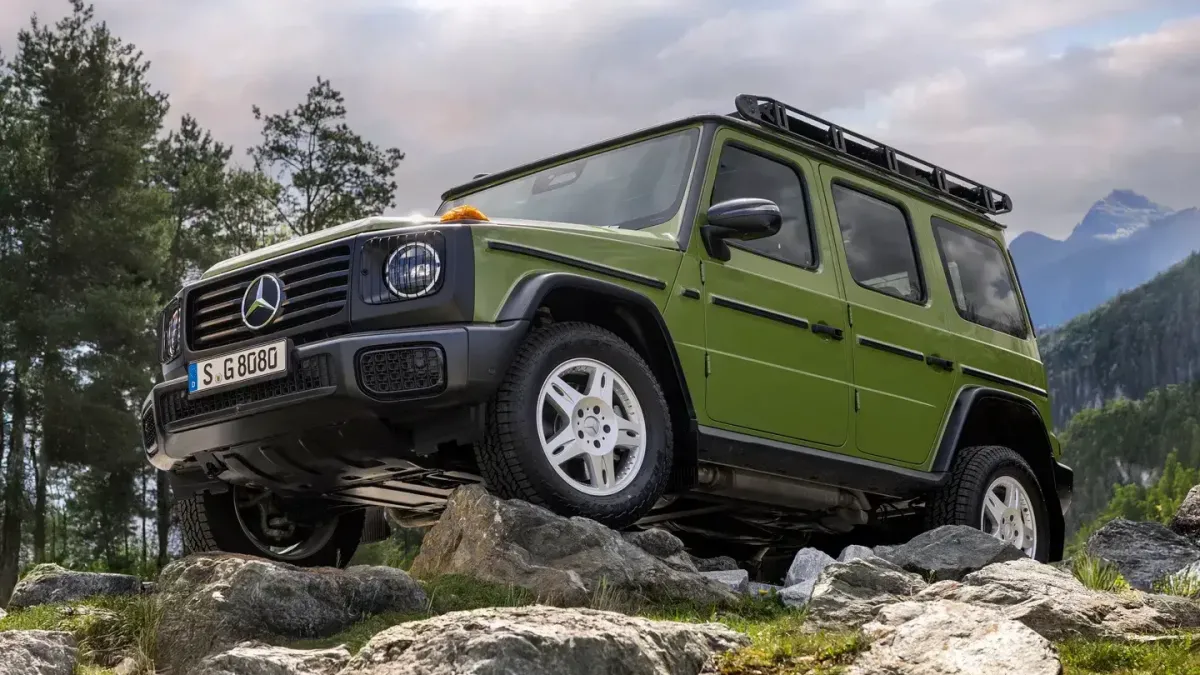 G-Class Stronger Than the 1980s: Retro-Inspired SUV