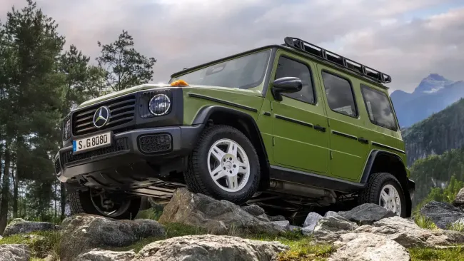 G-Class Stronger Than the 1980s: Retro-Inspired SUV
