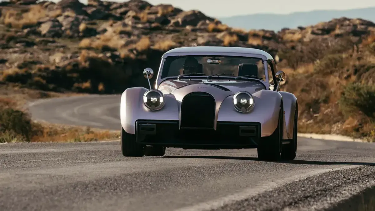 Morgan Supersport: A New Era of British Performance