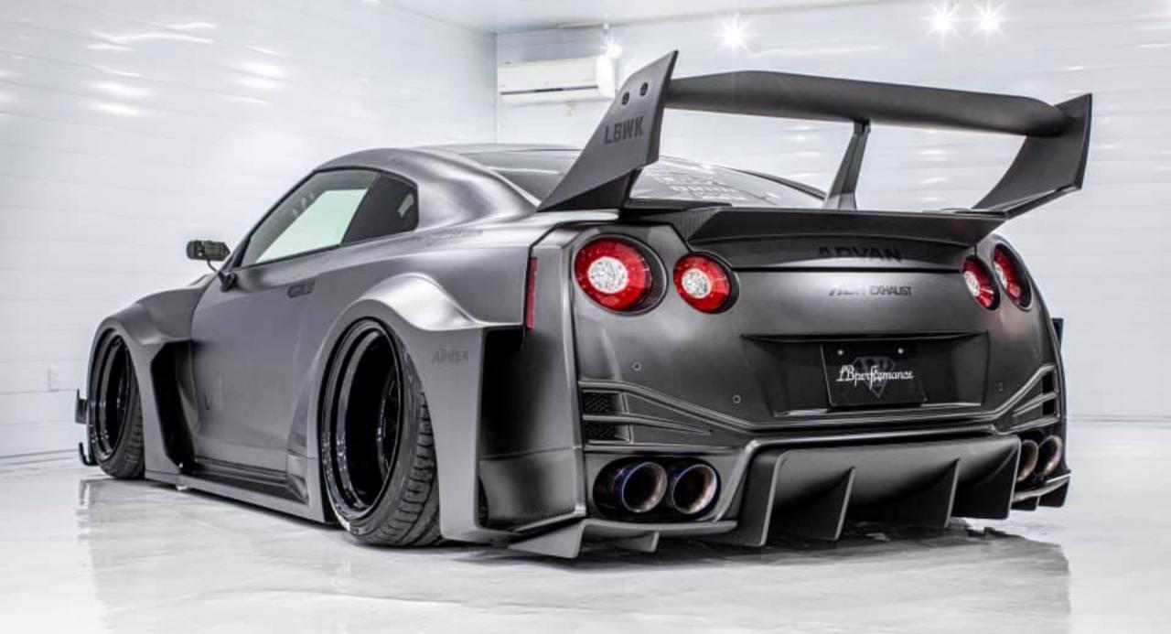 Nissan skyline gtr widebody kit