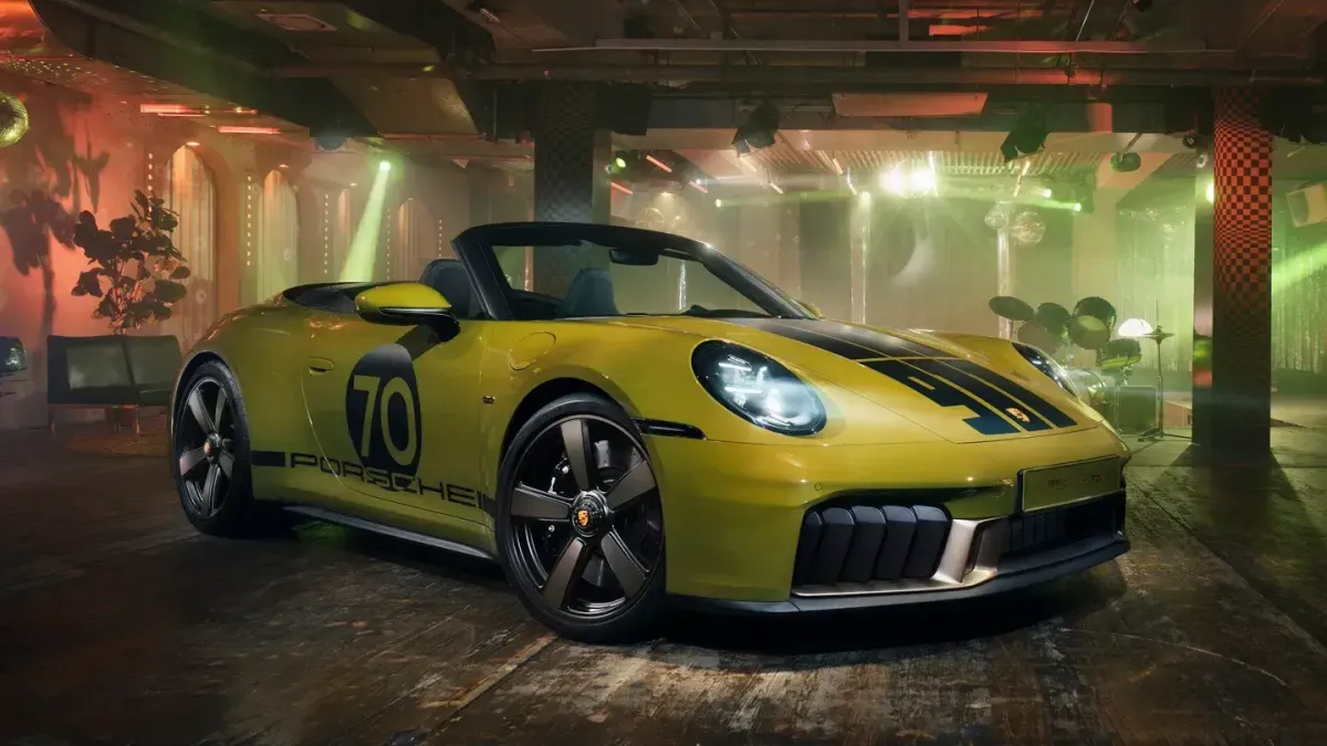 Porsche 911 Spirit 70 Cabriolet: Retro-Inspired Hybrid