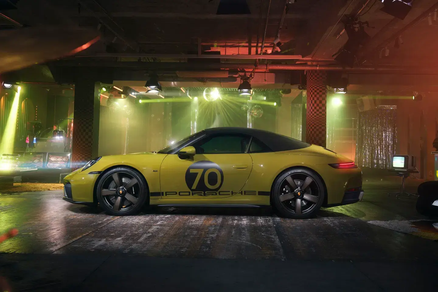 Porsche 911 spirit 70 cabriolet heritage design 2 1