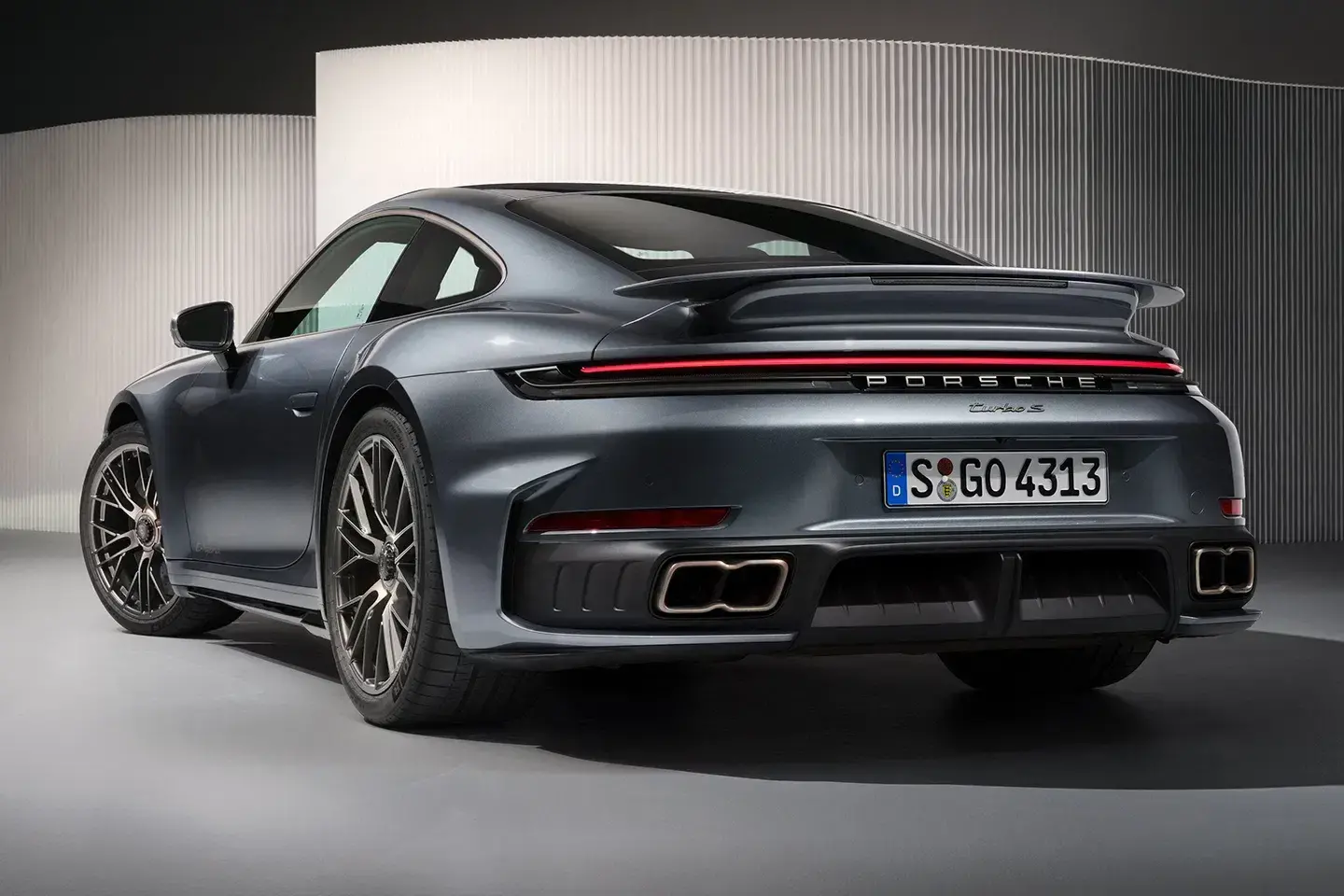 Porsche 9922 911 turbo s hybrid 711hp 2 1