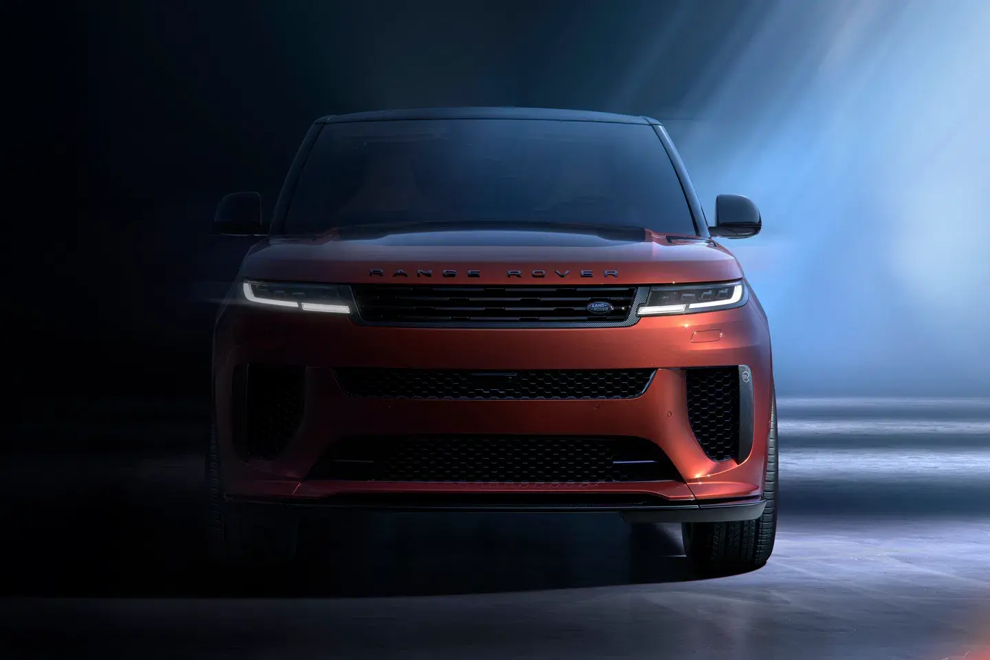 Range rover sv carbon 4
