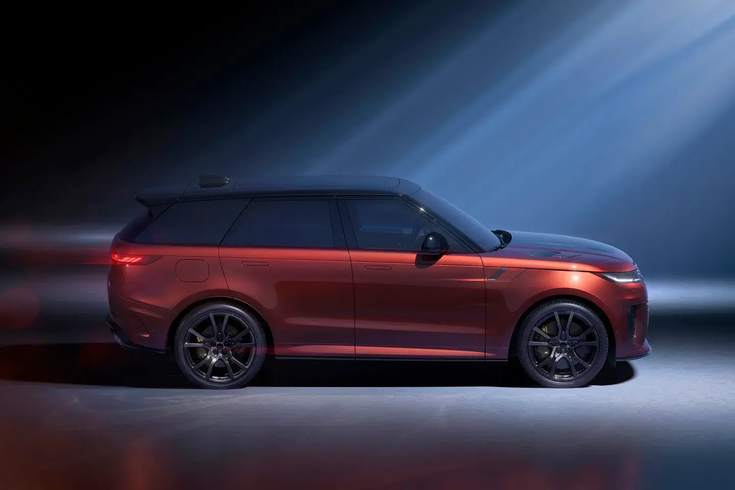 Range rover sv carbon 6