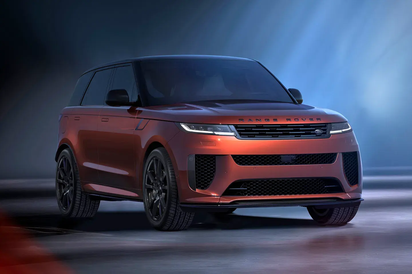 Range rover sv carbon