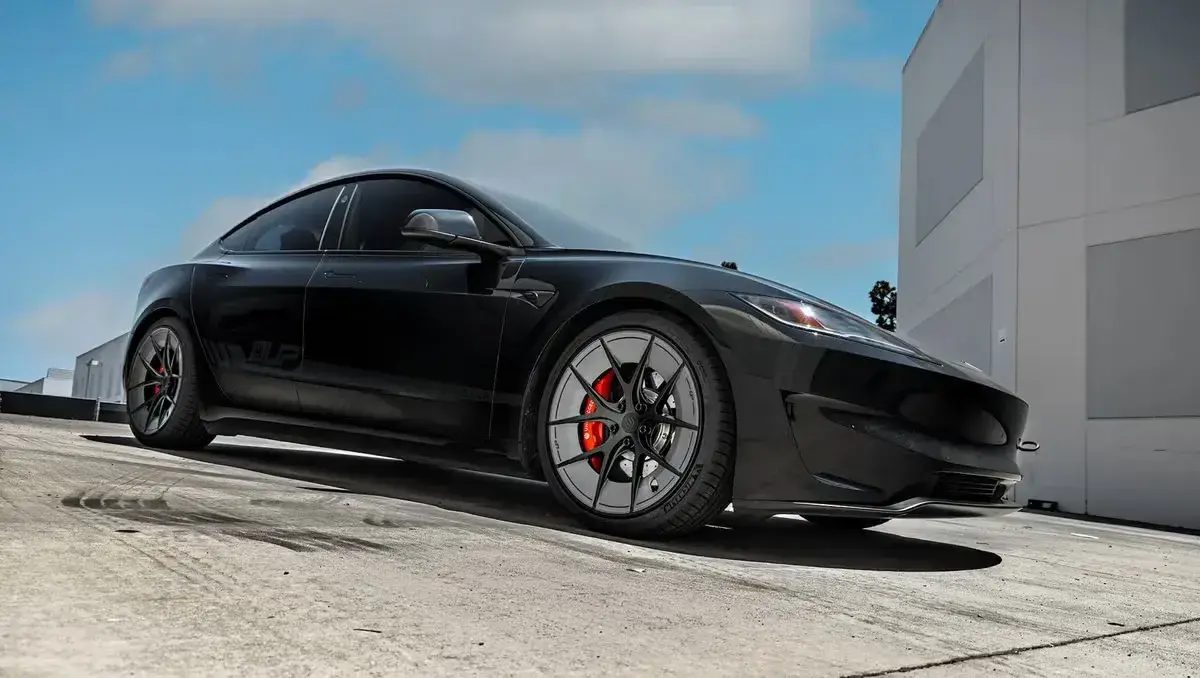Tesla road warrior wheels unplugged performance 1