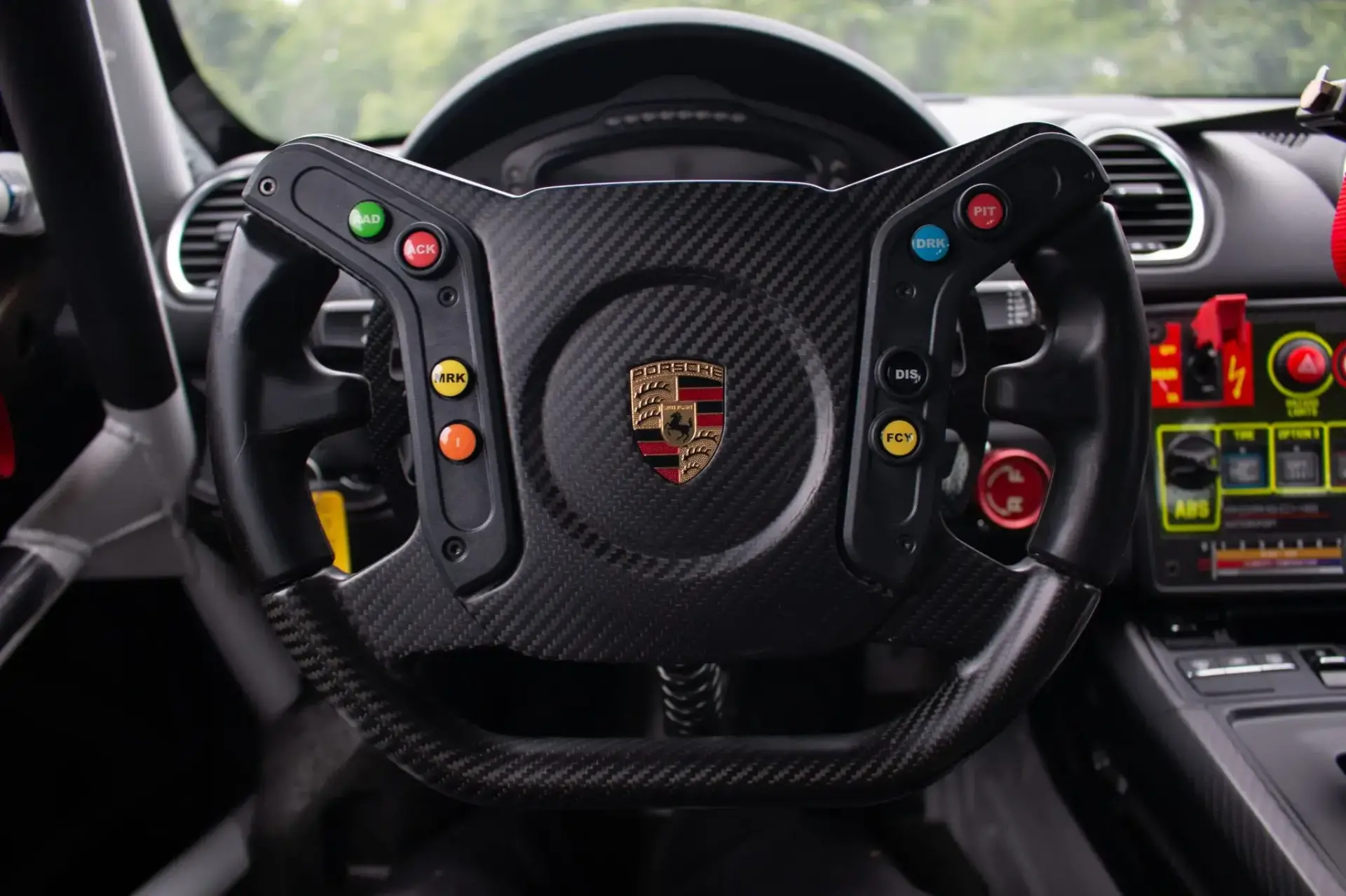 The 2022 porsche 718 cayman gt4 rs clubsport roars into auction 11 1