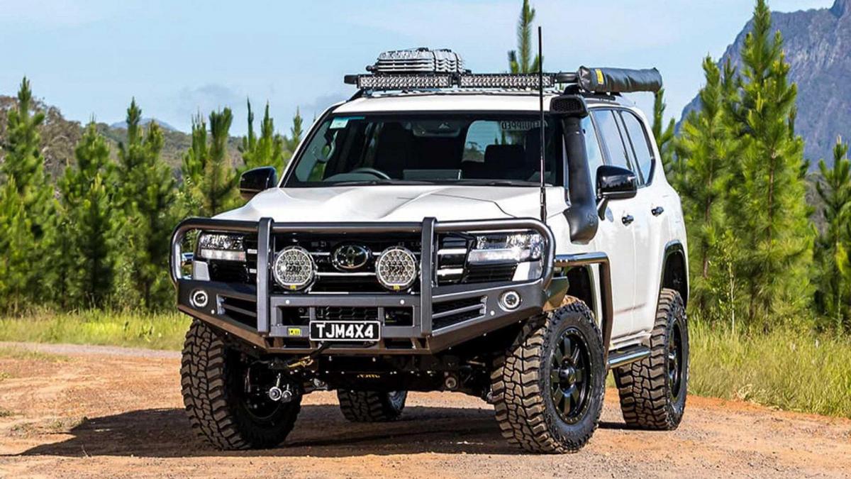 A tuner creates a powerful Toyota Land Cruiser for off-road adventures | Modified Rides