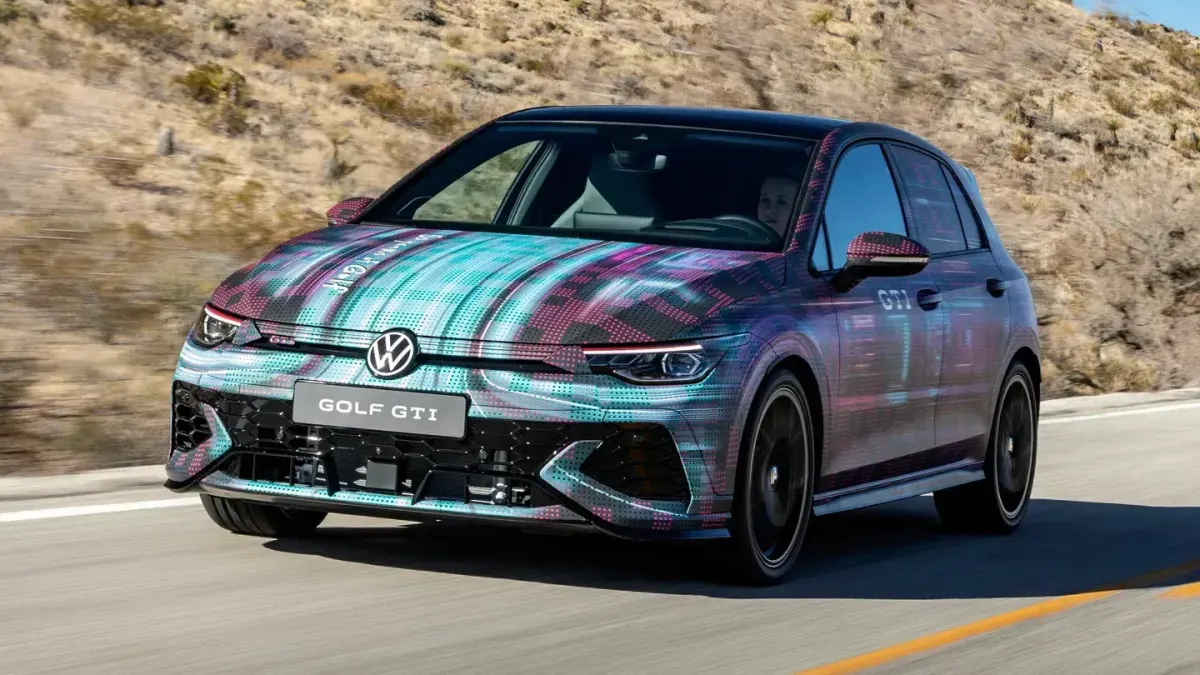 Volkswagen Unveils Golf GTI Clubsport at Nürburgring 24H